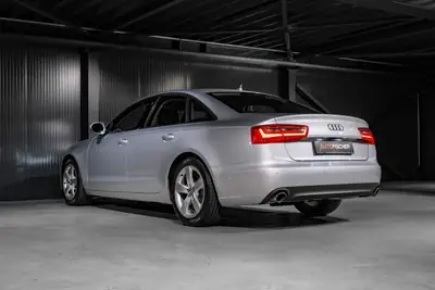 Audi A6 Limousine 2.8 V6 FSI — Berline élégante, moteur performant, 21 500 km seulement — Miniature 8