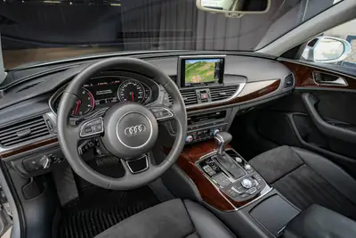Audi A6 Limousine 2.8 V6 FSI — Berline élégante, moteur performant, 21 500 km seulement — Miniature 13