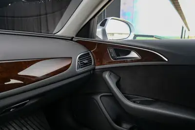 Audi A6 Limousine 2.8 V6 FSI — Berline élégante, moteur performant, 21 500 km seulement — Miniature 22