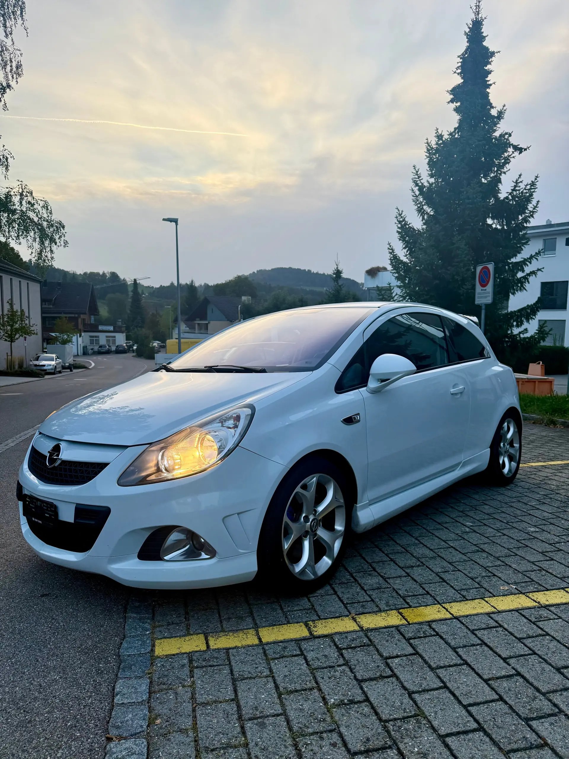 Opel Corsa 2010 occasion Lütisburg — 2