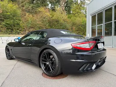 Maserati GranCabrio 4.7 V8 MC — Cabriolet sportif italien, 459 ch, 22'000 km seulement — arrière