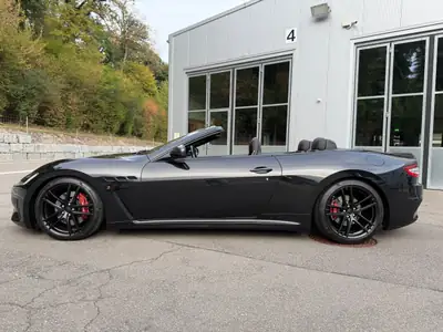 Maserati GranCabrio 4.7 V8 MC — Cabriolet sportif italien, 459 ch, 22'000 km seulement — Miniature 16