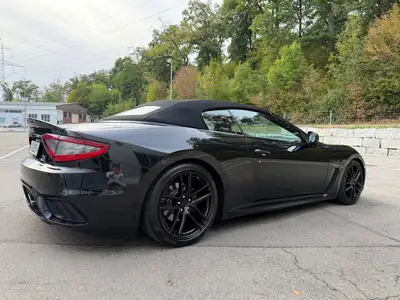 Maserati GranCabrio 4.7 V8 MC — Cabriolet sportif italien, 459 ch, 22'000 km seulement — Miniature 19