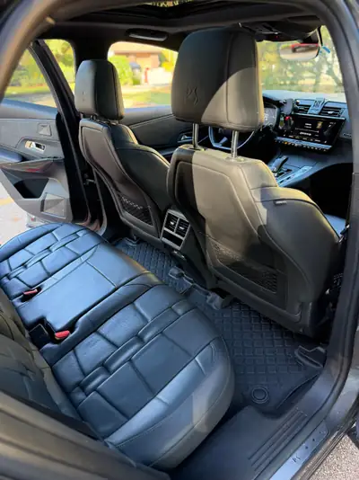 DS7 1.6 PureTech 225 So Chic — SUV premium français avec sièges massants et vision nocturne — Miniatura 16