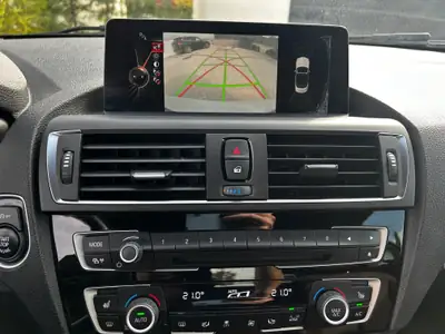 BMW 220i Cabrio M Package — Cabriolet élégant, moteur 184 ch et toit ouvert — Miniatur 11