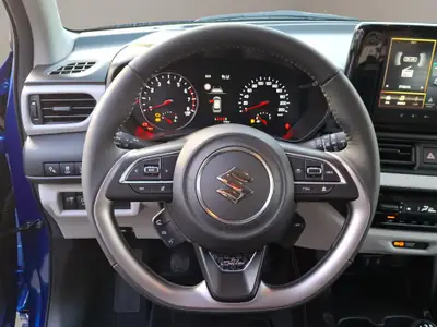 Suzuki Swift 1.2 Piz Sulai Hybrid 4x4 — Citadine polyvalente et économe, quasi neuve — Miniatur 7