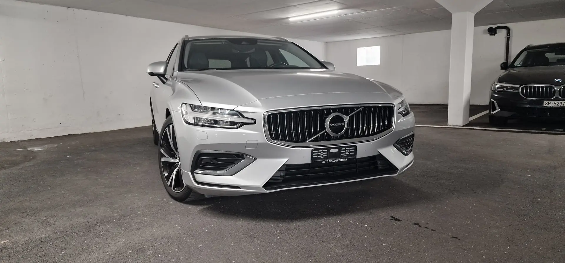 Volvo V60 2022 occasion Beringen — 2