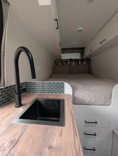 Renault Master 2.3 dCi 130 — Fourgon utilitaire diesel fiable, 125'000 km — Seitenansicht