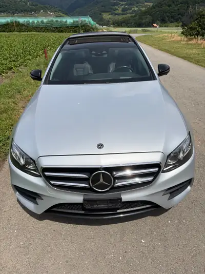 Mercedes-Benz E 400 AMG Line 4Matic — Familiale élégante, 333 ch et transmission intégrale — Armaturenbrett