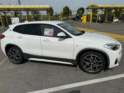BMW X2 2020 — SUV compact sportif, 36 500 km, transmission automatique — côté
