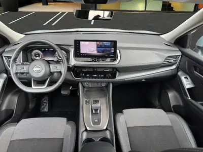 Nissan Qashqai 1.3 DIG-T 158 — SUV hybride léger, 23 000 km seulement — Miniatura 14