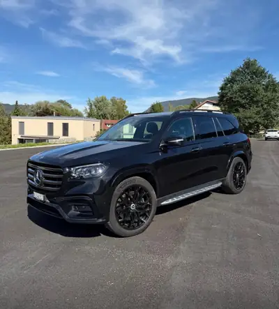 Mercedes-Benz GLS 580 AMG Line — SUV 7 places, 538 ch et technologie hybride — côté