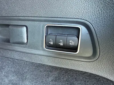 Mercedes-Benz GLS 580 AMG Line — SUV 7 places, 538 ch et technologie hybride — Miniature 11