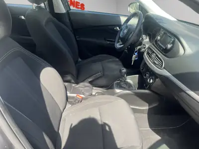 FIAT Tipo 1.4 TJet Pop Star — Berline dynamique, 37 500 km seulement — détail