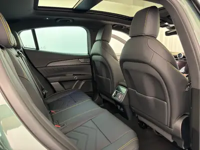 Maserati Grecale 3.0 Trofeo — SUV sportif 531 ch, très faible kilométrage, garantie complète — Miniatur 8