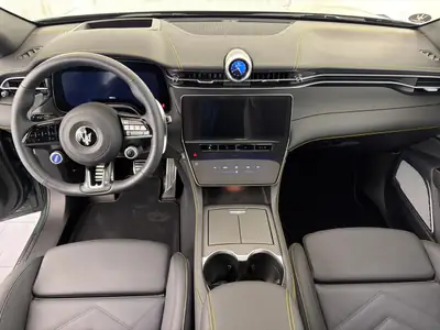 Maserati Grecale 3.0 Trofeo — SUV sportif 531 ch, très faible kilométrage, garantie complète — Miniatur 7