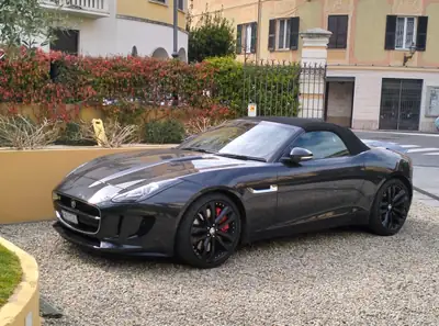 Jaguar F-TYPE 3.0 V6 S — Cabriolet sportif 380 ch, seulement 53'000 km — arrière