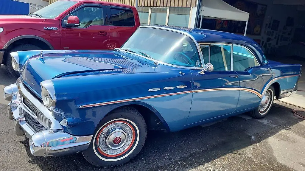 Buick Special 1957 — Coupé américain mythique, collector d'exception