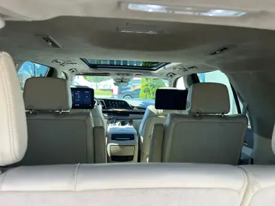 Cadillac Escalade Sport Platinum 6.2 V8 AWD — SUV premium 7 places, 426 ch — intérieur