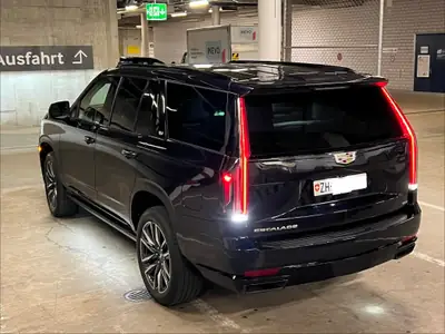 Cadillac Escalade Sport Platinum 6.2 V8 AWD — SUV premium 7 places, 426 ch — détail