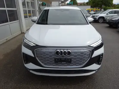 Audi Q4 Sportback e-tron 50 quattro — SUV électrique premium, 65 000 km seulement — tableau de bord