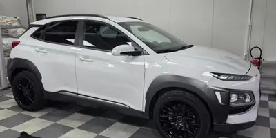 Hyundai Kona 1.6 T-GDi Vertex 4WD — SUV compact premium, traction intégrale et équipement complet — vue extérieure