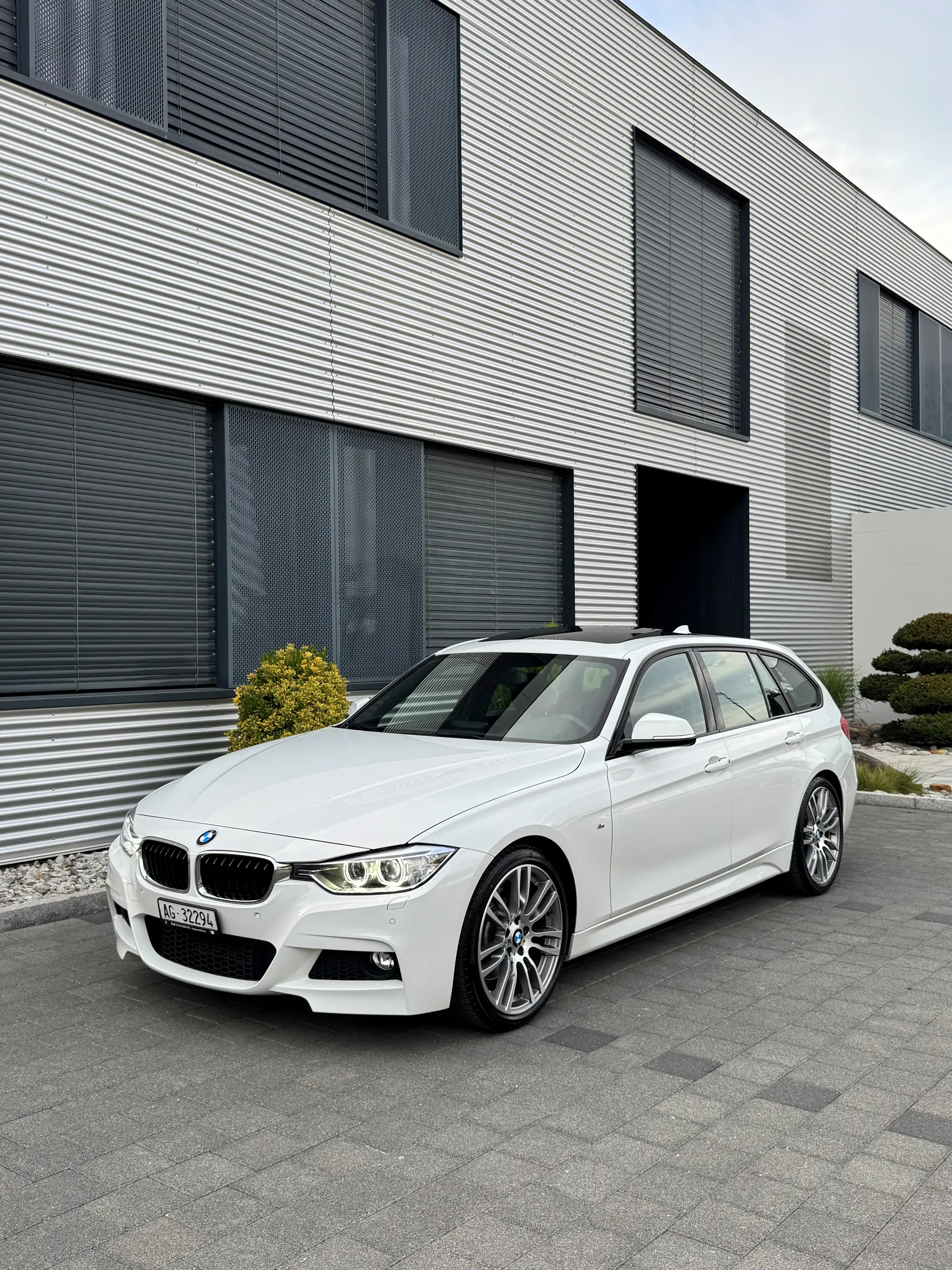 BMW 328 2013 occasion Seon — 2