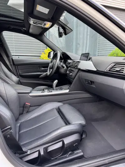 BMW 328i Touring — Break élégant, motorisation efficace et spacieuse — Miniatur 14