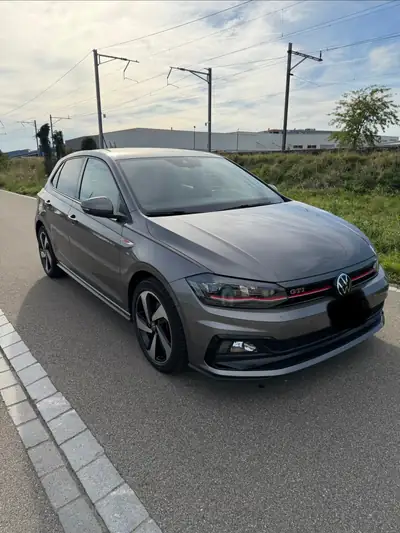 VW Polo 2.0 TSI GTI DSG — Sportive compacte, 207 ch et faible kilométrage — vista esterna