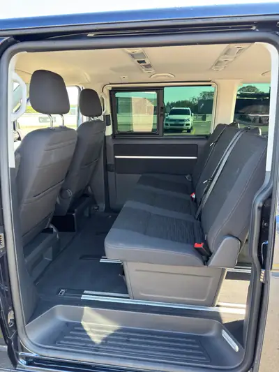 VW T6.1 Multivan 2.0 TDI 150 — Monospace familial compact, 145'000 km, garantie Quality 1 — Miniatura 17