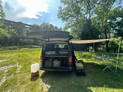 VW T6.1 Multivan 2.0 TDI 150 — Monospace familial compact, 145'000 km, garantie Quality 1 — Miniatura 20