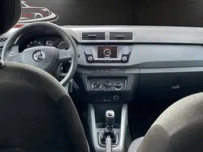 Skoda Fabia 1.0 Active — Monospace pratique, sans accident, garantie 1 an — Miniatur 12