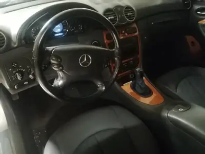 Mercedes-Benz CLK 200 Kompressor — Coupé sportif 2003, motorisation suralimentée — Heckansicht