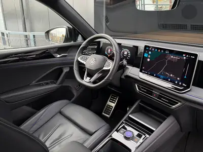 VW Tiguan 2.0 TDI R-Line 4Motion — SUV Premium cuir intégral, 4 roues motrices — Miniature 14