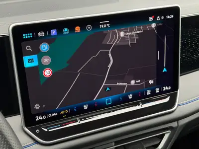 VW Tiguan 2.0 TDI R-Line 4Motion — SUV Premium cuir intégral, 4 roues motrices — Miniature 18
