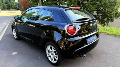 Alfa Romeo MiTo 1.4 Distinctive — Citadine italienne affûtée, 50'000 km seulement — tableau de bord