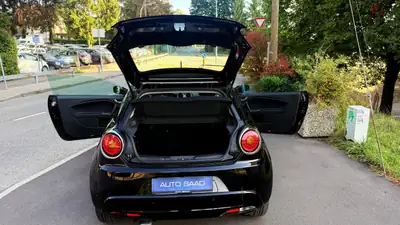 Alfa Romeo MiTo 1.4 Distinctive — Citadine italienne affûtée, 50'000 km seulement — Miniature 15