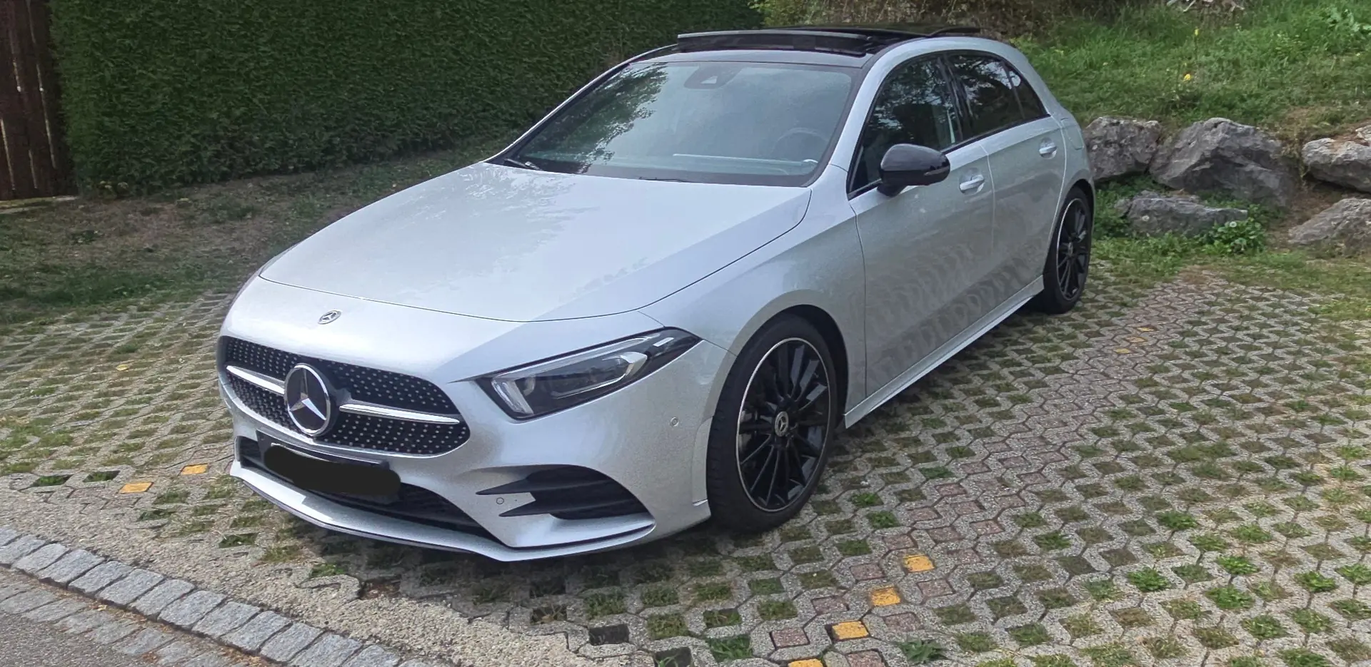 Mercedes-Benz A 250 AMG Line 4MATIC — Compacte sportive, garantie 2 ans, 36 900 km