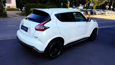Nissan Juke 1.6 DIG-T Nismo RS 4x4 — SUV compact sportif, transmission Xtronic, 114'000 km — cruscotto