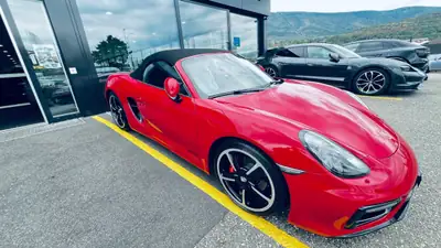 Porsche 718 Boxster GTS PDK — Roadster légendaire, 330 ch et état impeccable — vue extérieure