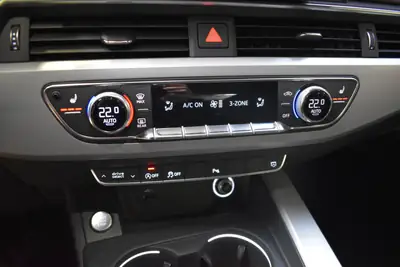 Audi A5 Sportback 40 TDI — Élégance diesel et technologie Premium, 85'000 km — Miniatura 24