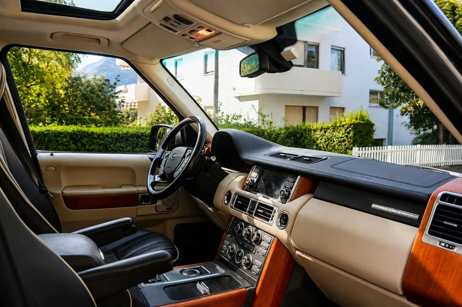 Land Rover Range Rover 2011 occasion Sierre — 4