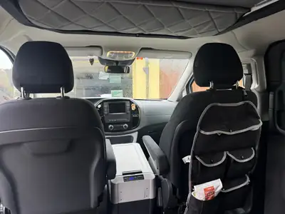 Mercedes-Benz Vito 119 CDI L Pro 4M — Van aménagé Pössl, 4x4, kilométrage réduit — side view