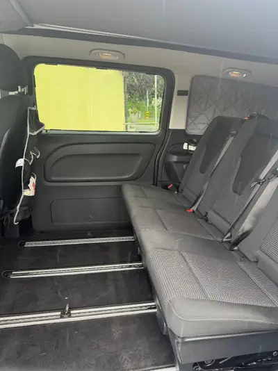 Mercedes-Benz Vito 119 CDI L Pro 4M — Van aménagé Pössl, 4x4, kilométrage réduit — rear view