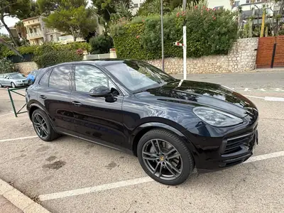 Porsche Cayenne S 2.9 V6 — SUV premium 440 ch, full option, 42 000 km seulement — vue extérieure