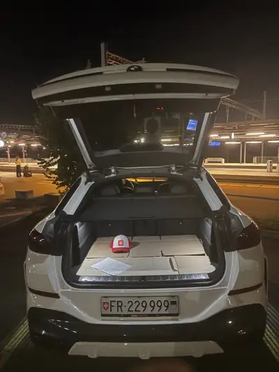 BMW X6 40d xDrive — SUV coupé premium diesel hybride, 93 000 km seulement — Miniatura 13