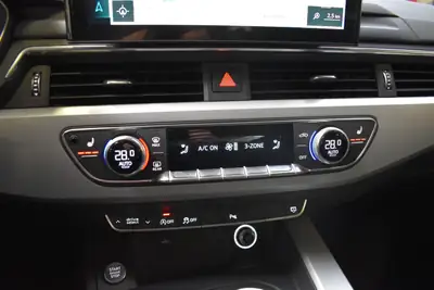 Audi A5 Sportback 40 TDI Sport quattro — Diesel performant, entretien gratuit 10 ans — Miniatura 24