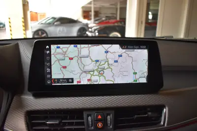 BMW X2 xDrive 18d M Sport X — SUV compact diesel, entretien BMW 10 ans inclus — Miniatura 15