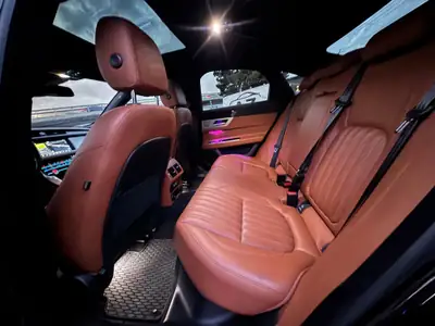 Jaguar XF 20d Portfolio AWD — Berline prestige diesel, expertise du jour et 2 ans de garantie — Miniature 14