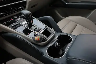 Porsche Cayenne 3.0 V6 Platinum Edition — SUV sportif, entretien certifié, sans sinistre — Detail